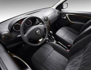 Der neue Dacia Duster 2013 Cockpit