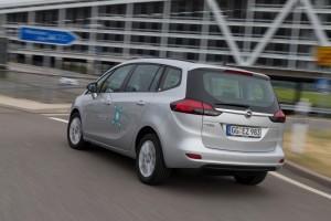 Opel Zafira Tourer 2014 hinten Test