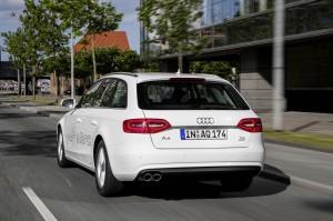 audi a4 avant tdi ultra hinten 2015