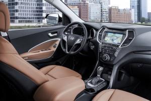 Hyundai Santa Fe 2016 innen Cockpit