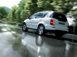 SsangYong_Rexton_W_2016_Aussen_hinten_dynamisch