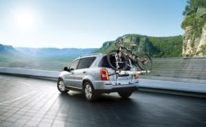 SsangYong_Rexton_W_2016_Aussen_vorne_statisch_hinten_fahrradtraeger