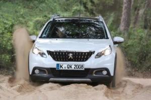peugeot_2008_2016_ausen_vorne_dynamisch (2)