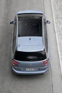citroen-grand-c4-picasso-2017-ausen-oben-dynamisch
