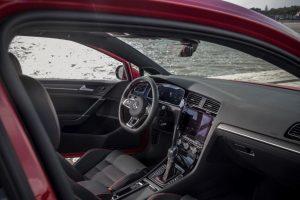 vw-golf-gti-2017-innen-cockpit
