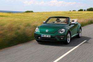 vw-beetle-cabrio-2016-ausen-vorne-dynamisch