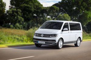 vw-multivan-2016-ausen-vorne-schraeg-dynamisch