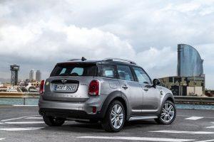 mini-countryman-plugin-hybrid-2017-ausen-hinten