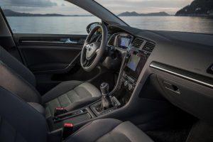 VW-golf-7-2017-innen-cockpit
