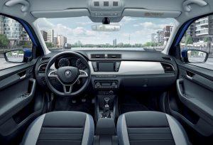 skoda-fabia-combi-clever-2017-innen-cockpit