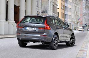 volvo-xc60-2018-ausen-hinten