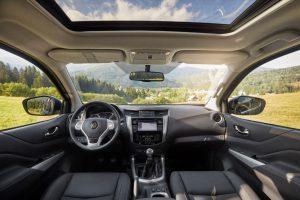 renault-alaskan-2018-innen-cockpit-navi
