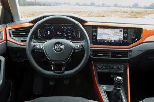 vw-polo-tgi-erdgas-2018-innen-cockpit