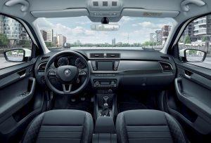 skoda-fabia-limousine-clever-sondermodell-2018-innen-cockpit