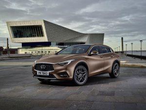 infiniti-q30-2018-ausen-vorne