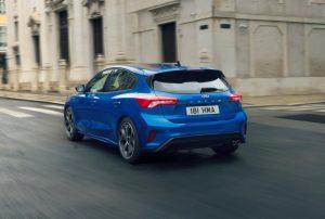 ford-focus-2018-ausen-hinten-dynamisch