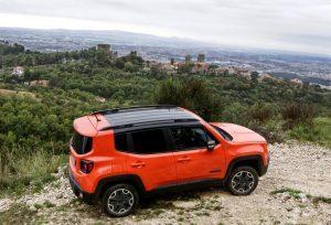 jeep-renegade-2018-ausen-hinten