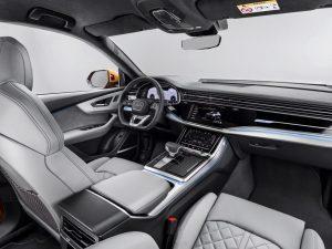 audi-q8-2018-innen-cockpit-sitze