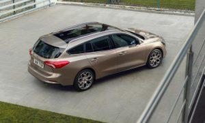 ford-focus-turnier-kombi-2018-ausen-oben