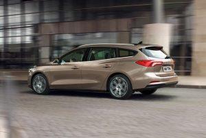 ford-focus-turnier-kombi-2018-ausen-hinten