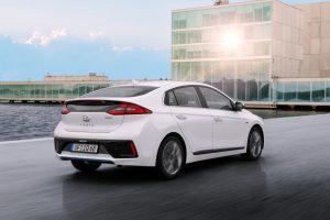 hyundai-ioniq-hybrid-aussen-hinten