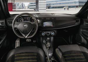 alfa-romeo-giulietta-innen-vorne
