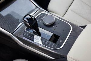 bmw-3er-touring-2019-innen-mittelkonsole