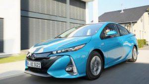 toyota-prius-plug-in-hybrid-2019-aussen-dynamisch