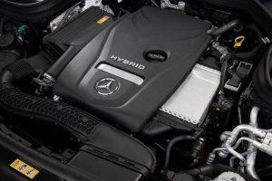 mercedes-glc-plug-in-hybrid-2020-innen-motor
