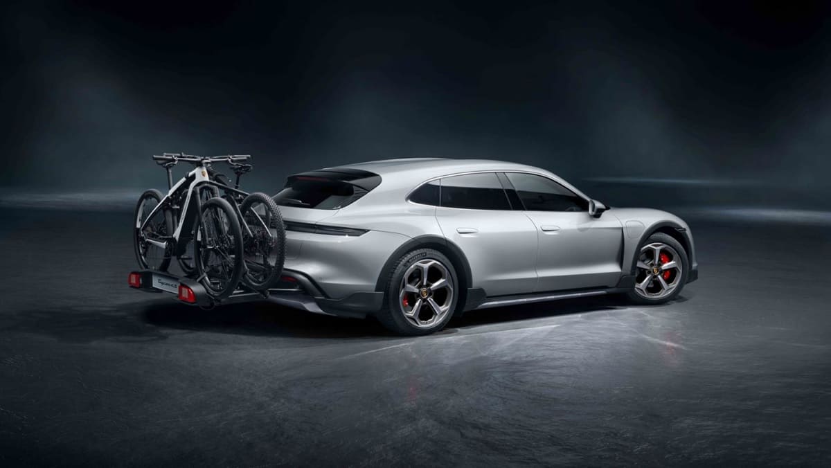 Porsche Taycan Cross Turismo