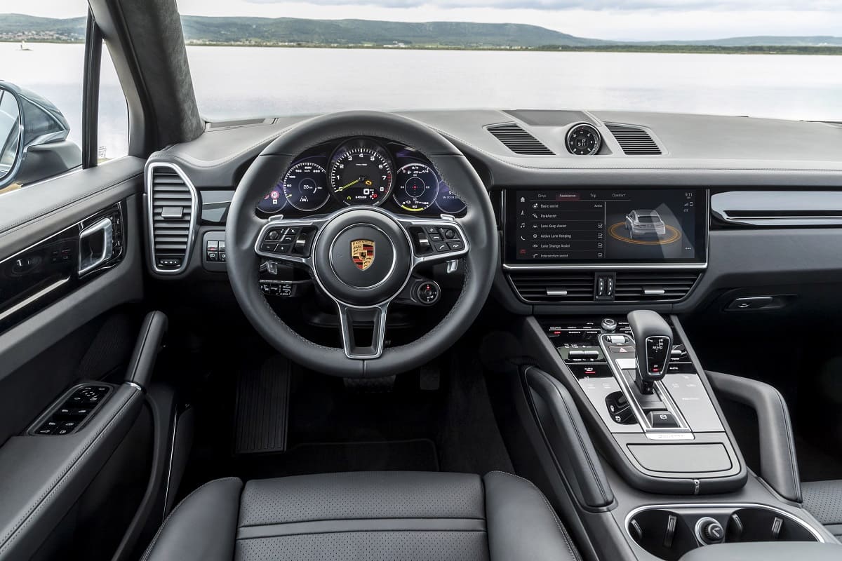 porsche-infotainment-2021-innen-cockpit