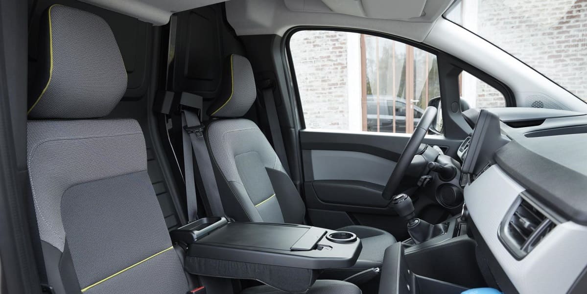 renault-kangoo-rapid-2021-innen-cockpit