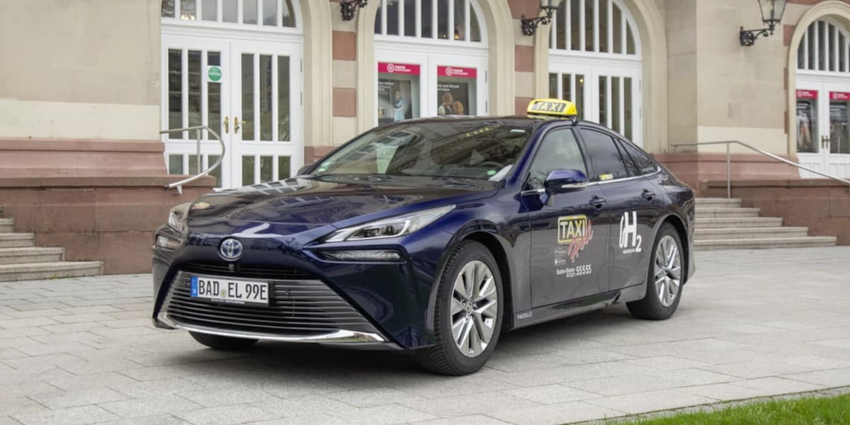 Toyota Mirai Taxi