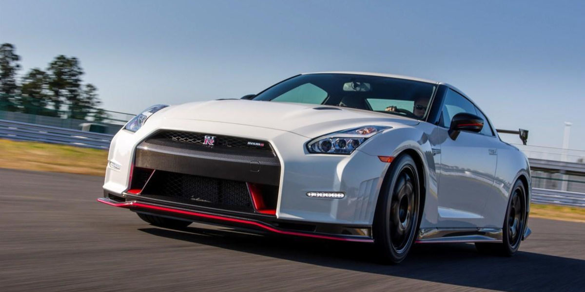 Nissan GT-R