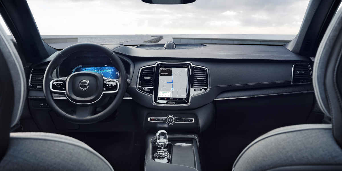 Volvo XC90 Recharge T8 AWD, Denim Blue