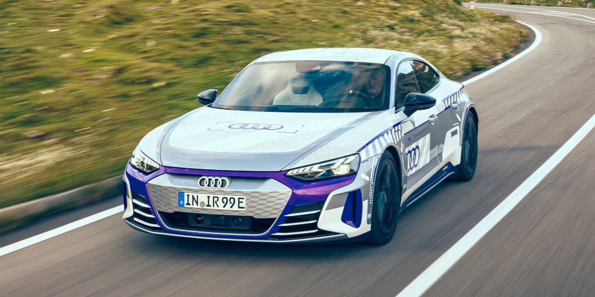 Audi RS e-tron GT ice race edition