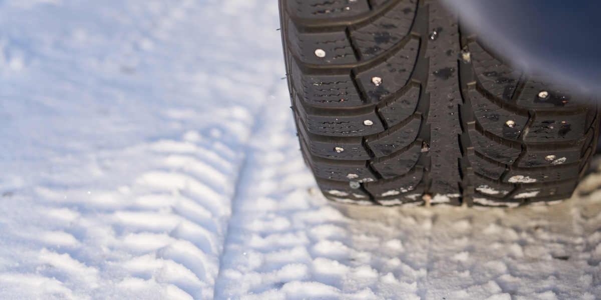 Winterreifen Schnee Spuren Vecteezy
