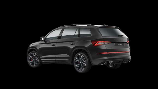 Schräge Heckansicht auf einen Skoda Kodiaq, freigestellt