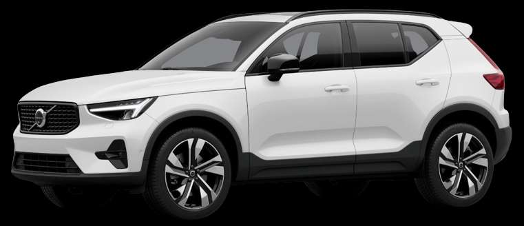 Schräge Frontansicht auf einen Volvo XC40, freigestellt