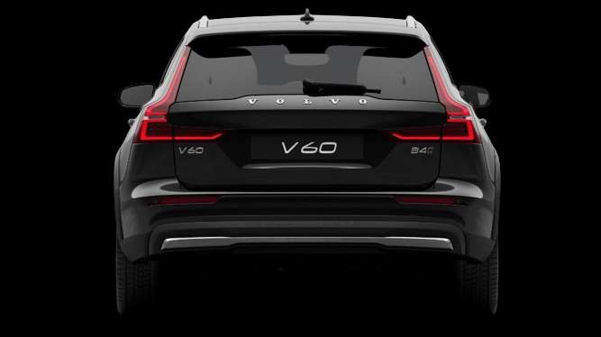 Heckansicht auf einen Volvo V60 Cross Country