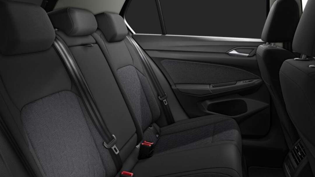 Ansicht der Rücksitze eines Volkswagen Golf