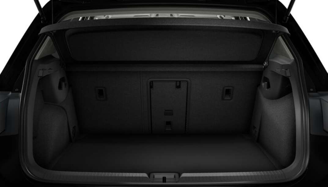 Ansicht des Kofferraums eines Volkswagen Golf
