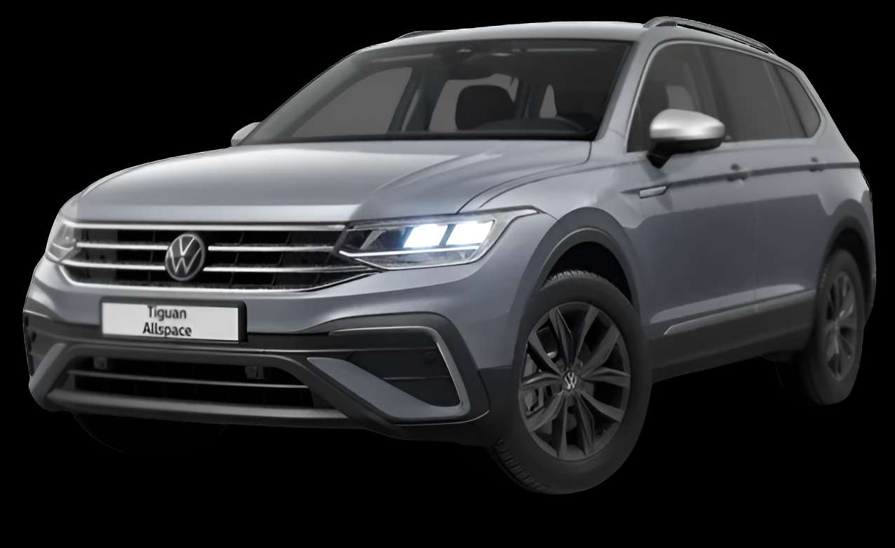 Schräge Frontansicht auf einen Volkswagen Tiguan Allspace, freigestellt