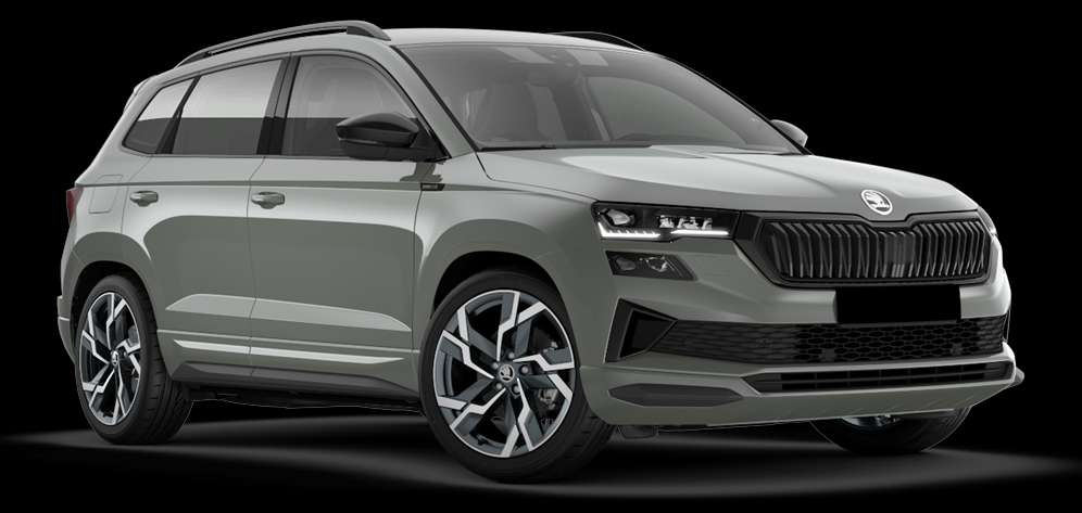 Schräge Frontansicht eines Skoda Karoq, freigestellt
