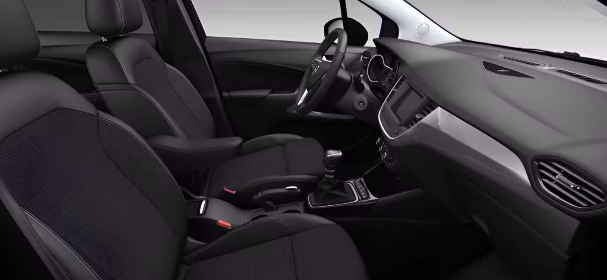 Ansicht der Frontsitze eines Opel Crossland