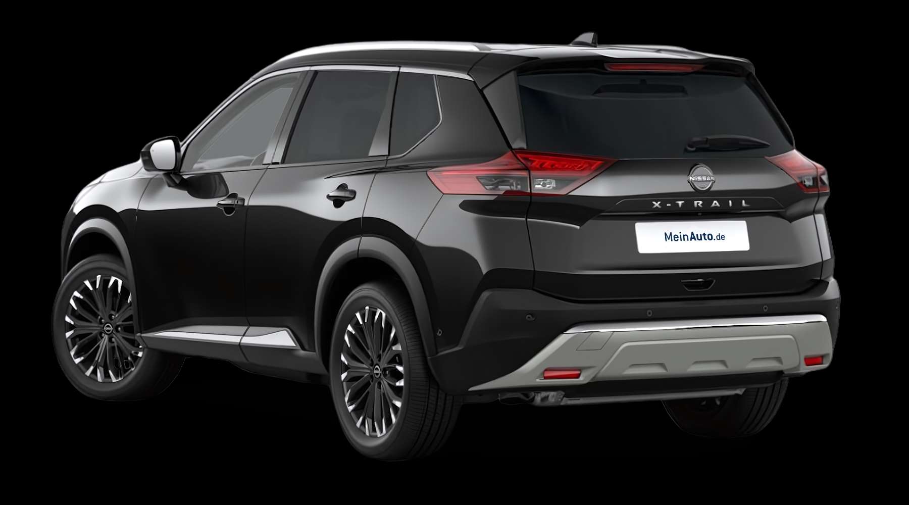 Schräge Heckansicht auf einen Nissan X-TRAIL, freigestellt