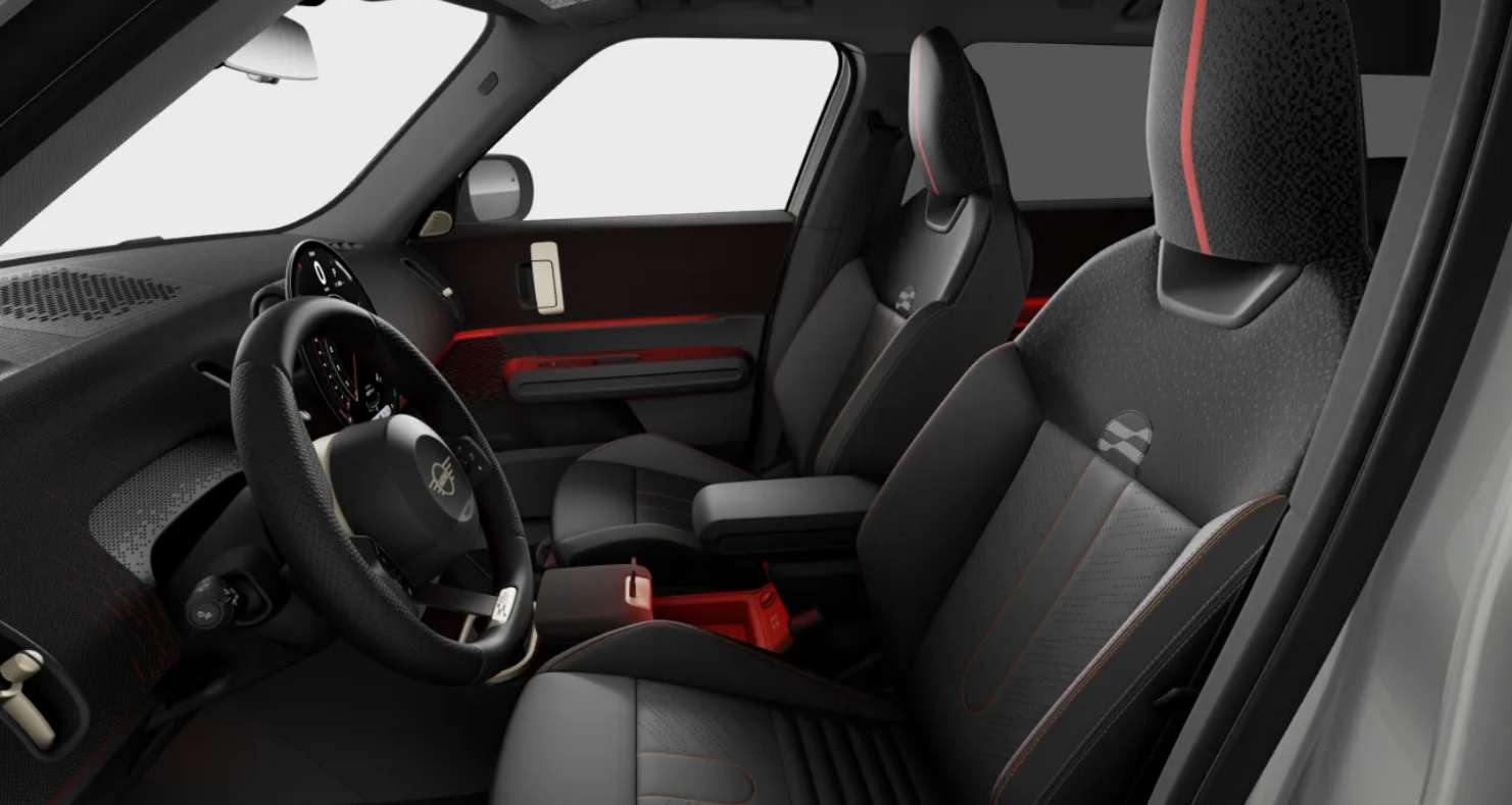 Ansicht der Frontsitze eines MINI Countryman