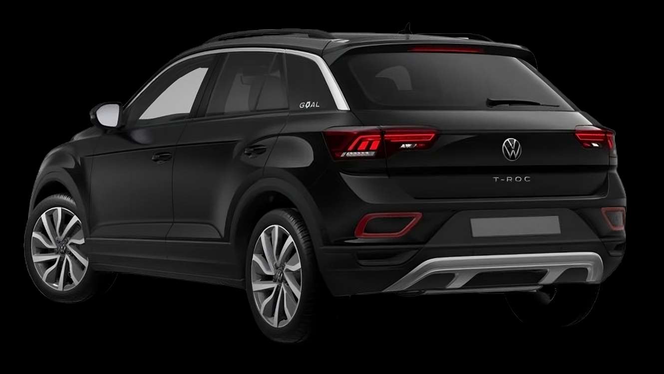 Schräge Heckansicht auf einen Volkswagen T-Roc, freigestellt