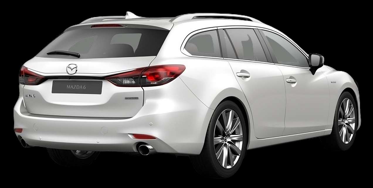 Schräge Heckansicht auf einen Mazda Mazda6, freigestellt