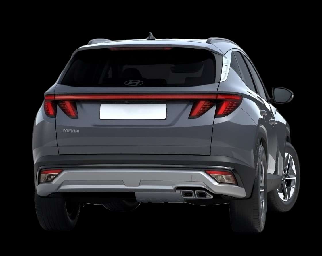 Schräge Heckansicht auf einen Hyundai Tucson, freigestellt